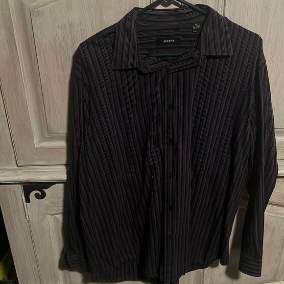 Husband doesn’t wear shirt. - Picture 1 of 3